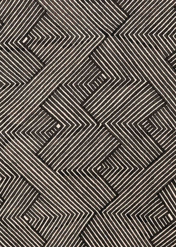 A pintura em tecido é uma inovação criativa indígena a partir de um dos aspectos mais característicos de suas culturas: a pintura corporal. A Tucum tem o prazer de apresentar toda a força e a beleza das pinturas indígenas!  Ganhe 10% de desconto na sua primeira compra!