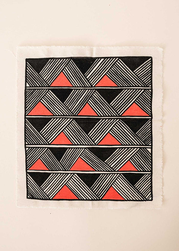 A pintura em tecido é uma inovação criativa indígena a partir de um dos aspectos mais característicos de suas culturas: a pintura corporal. A Tucum tem o prazer de apresentar toda a força e a beleza das pinturas indígenas!  Ganhe 10% de desconto na sua primeira compra!