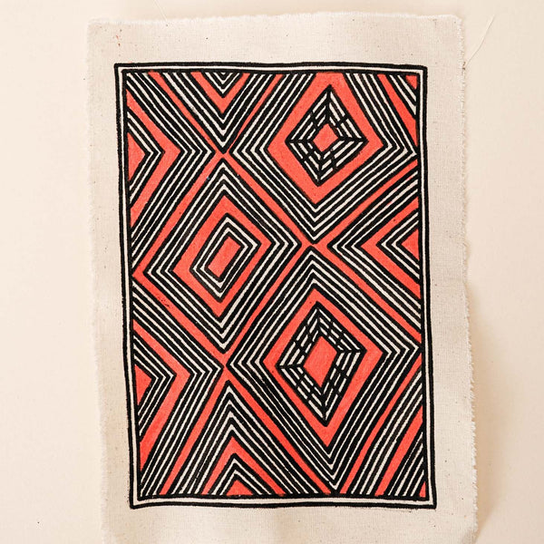 A pintura em tecido é uma inovação criativa indígena a partir de um dos aspectos mais característicos de suas culturas: a pintura corporal. A Tucum tem o prazer de apresentar toda a força e a beleza das pinturas indígenas!  Ganhe 10% de desconto na sua primeira compra!