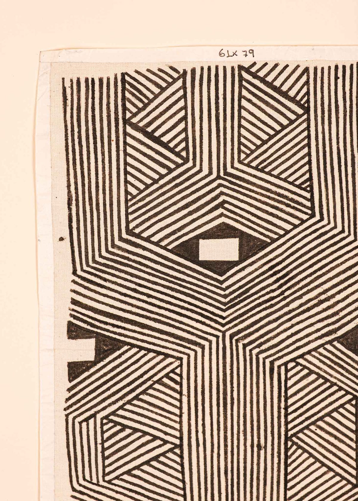 telas-kayapo-grafismos-indigena-comprar-banner-site-tucum_032_d17aec1e-a4dd-465c-ae6c-3888b28727d8