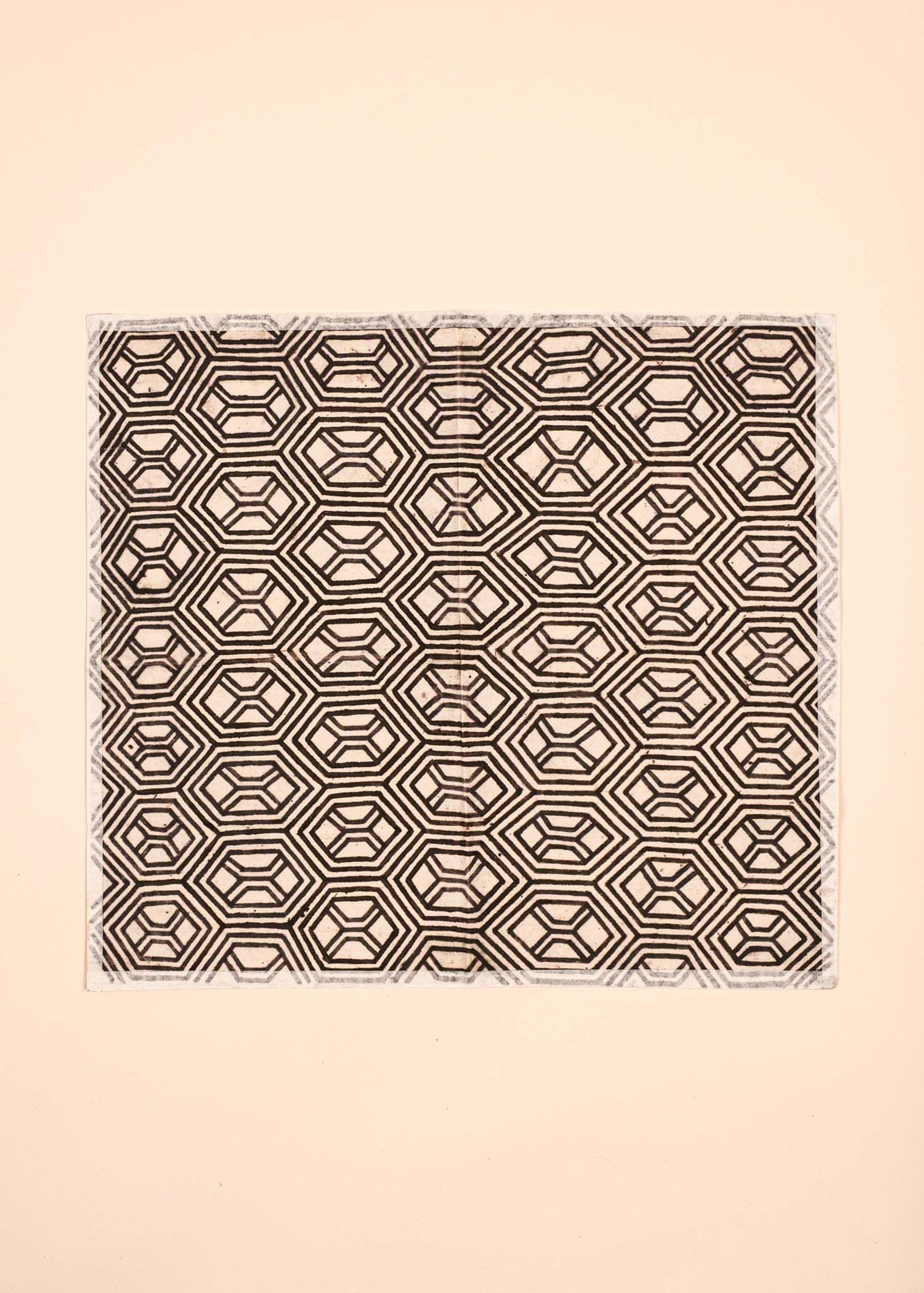 telas-kayapo-grafismos-indigena-comprar-banner-site-tucum_037_b1b6863b-0f8b-4afd-ae70-32ebae403f72