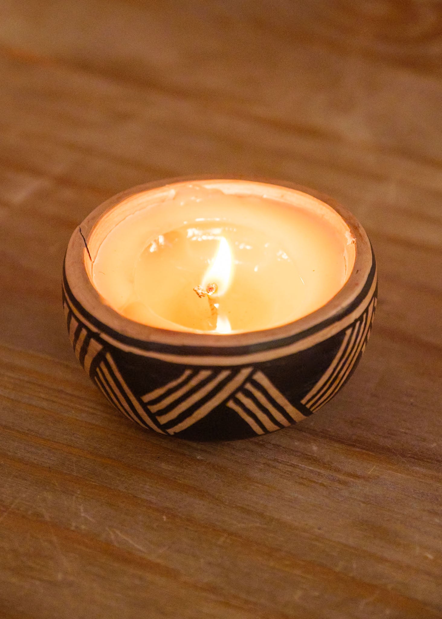 velas-ceramicas-waura-indigena-comprar-banner-site-tucum Imagem principal do produto